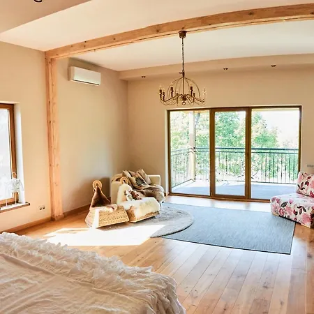 Riverside Design House *